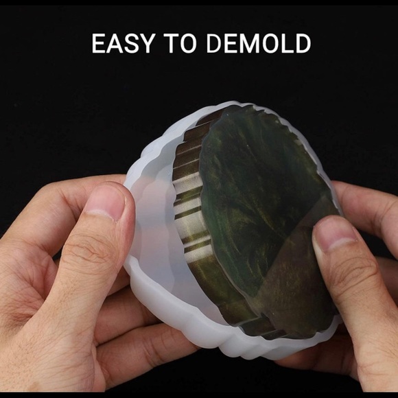 Resin Tray & Coaster Mold, Silicone Epoxy Tray/Coaster Mold • Large size - Picture 10 of 13